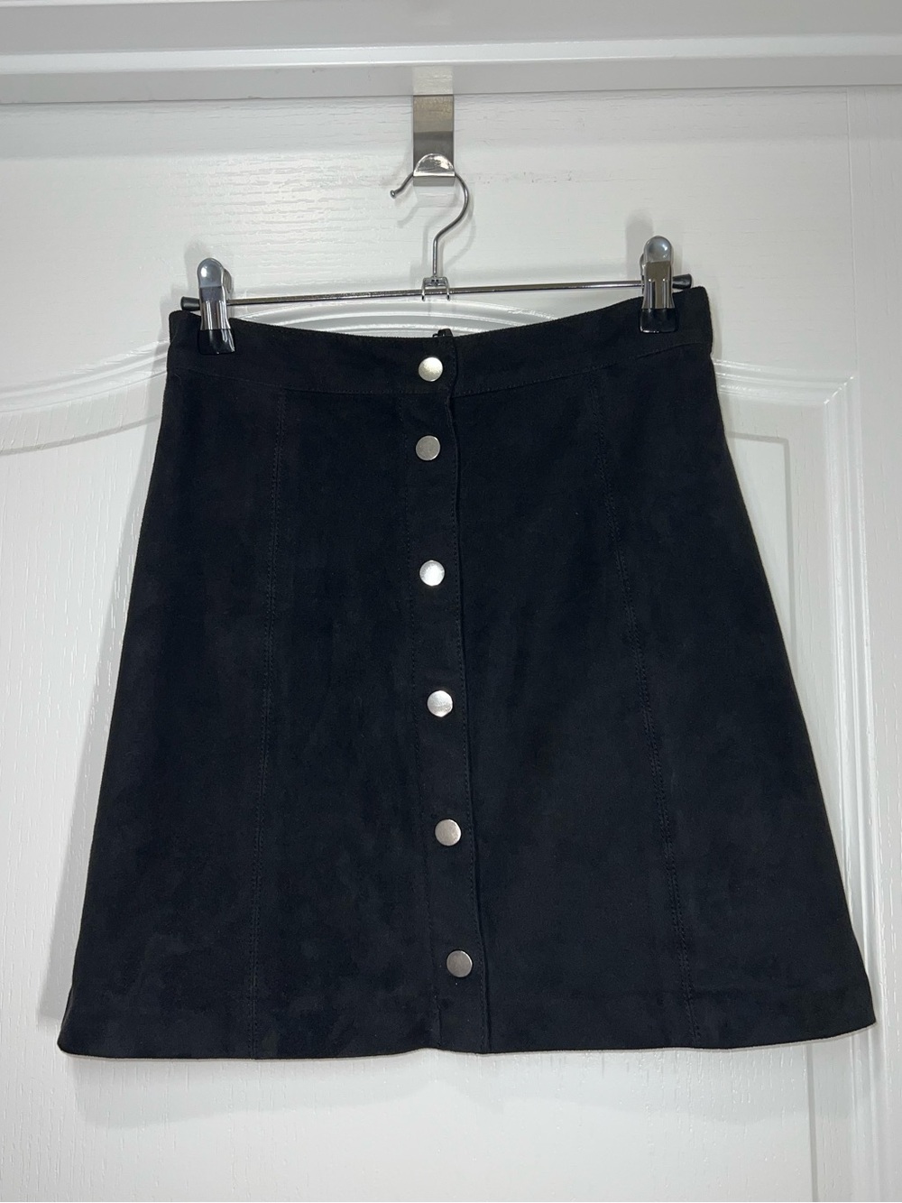 H&M Faux Suede Black Mini A-Line Skirt Women’s Size US 4